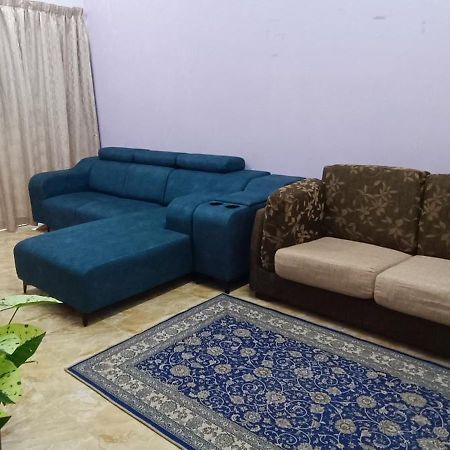 Homestay Lestari Klia セパン エクステリア 写真
