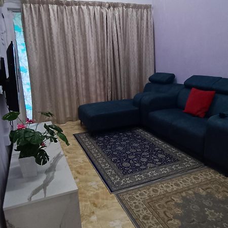 Homestay Lestari Klia セパン エクステリア 写真