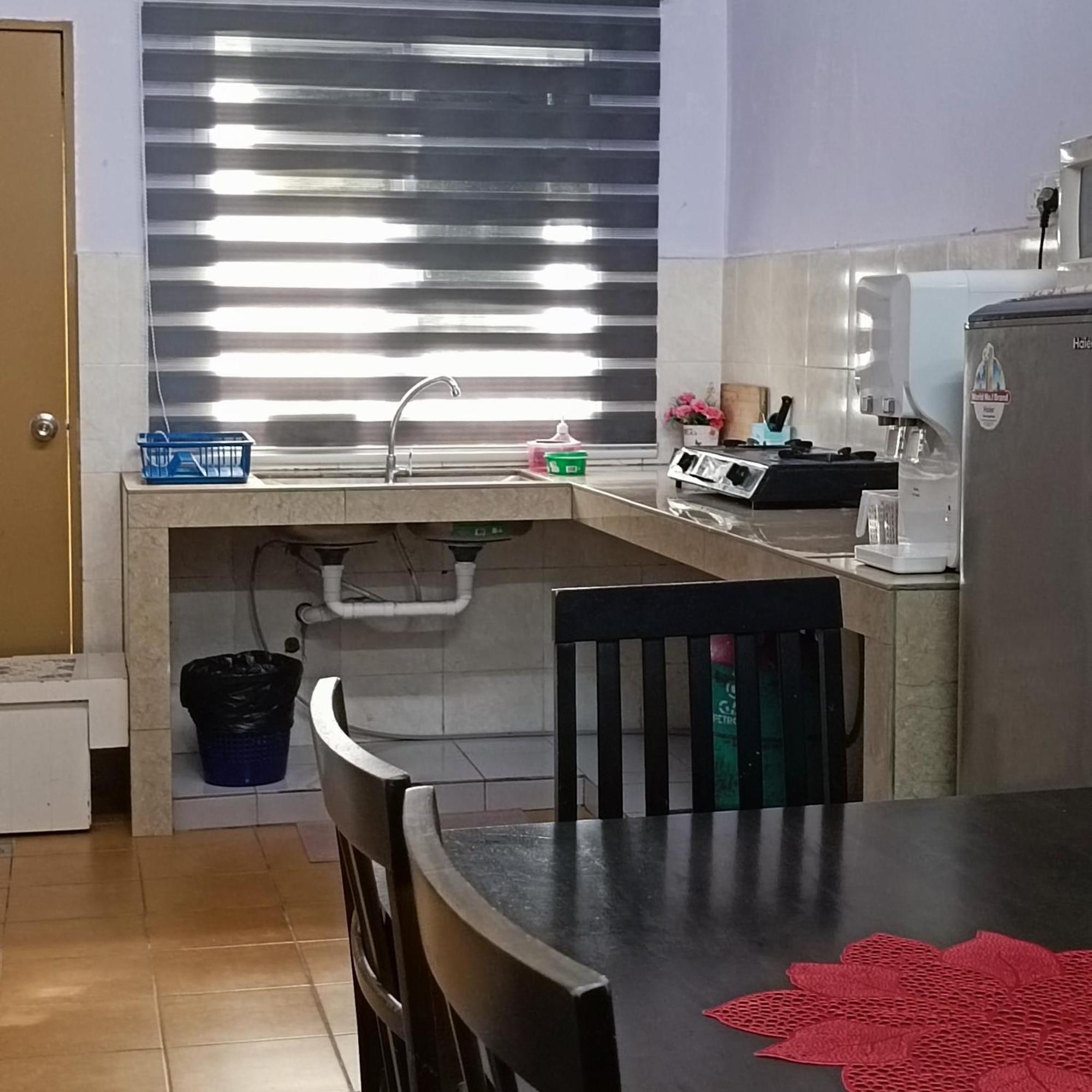 Homestay Lestari Klia セパン エクステリア 写真